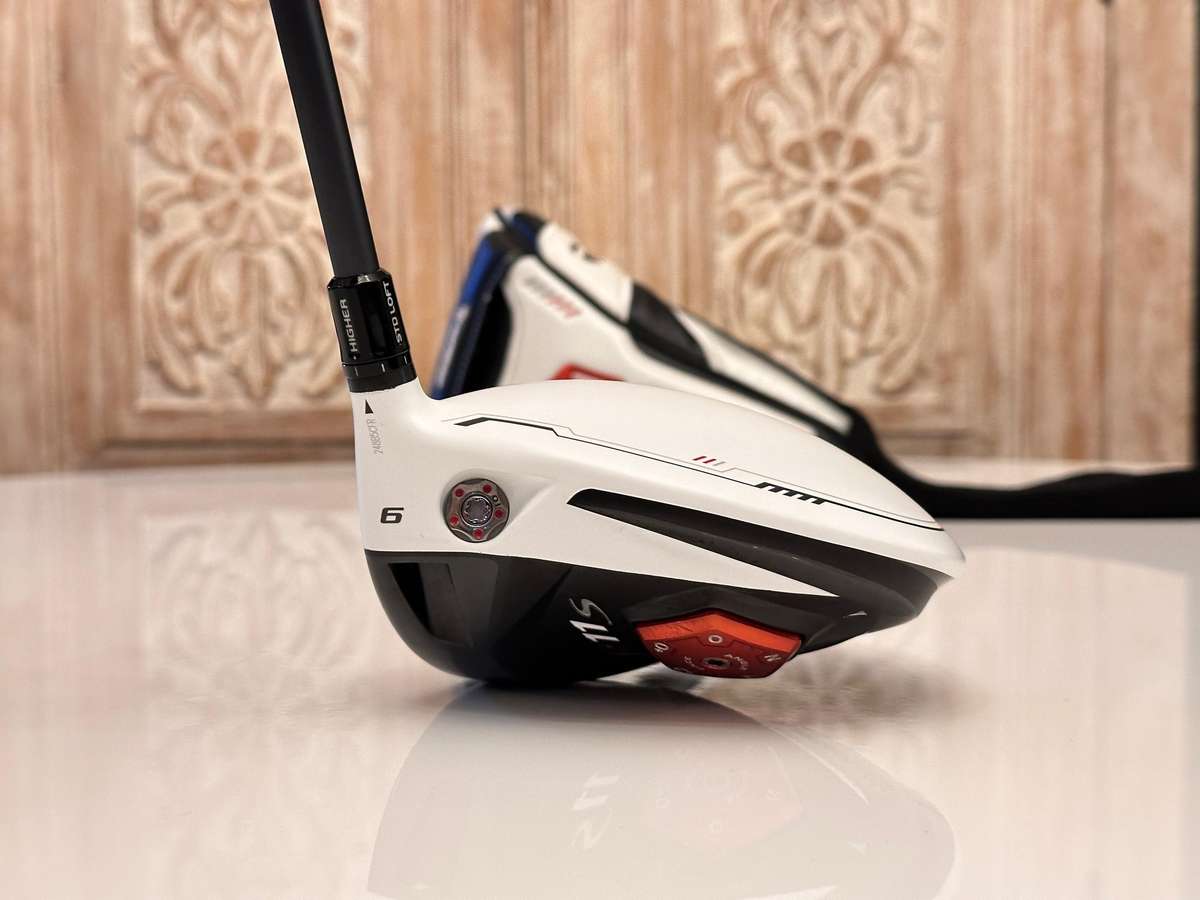 TaylorMade R11 S Driver with Headcover