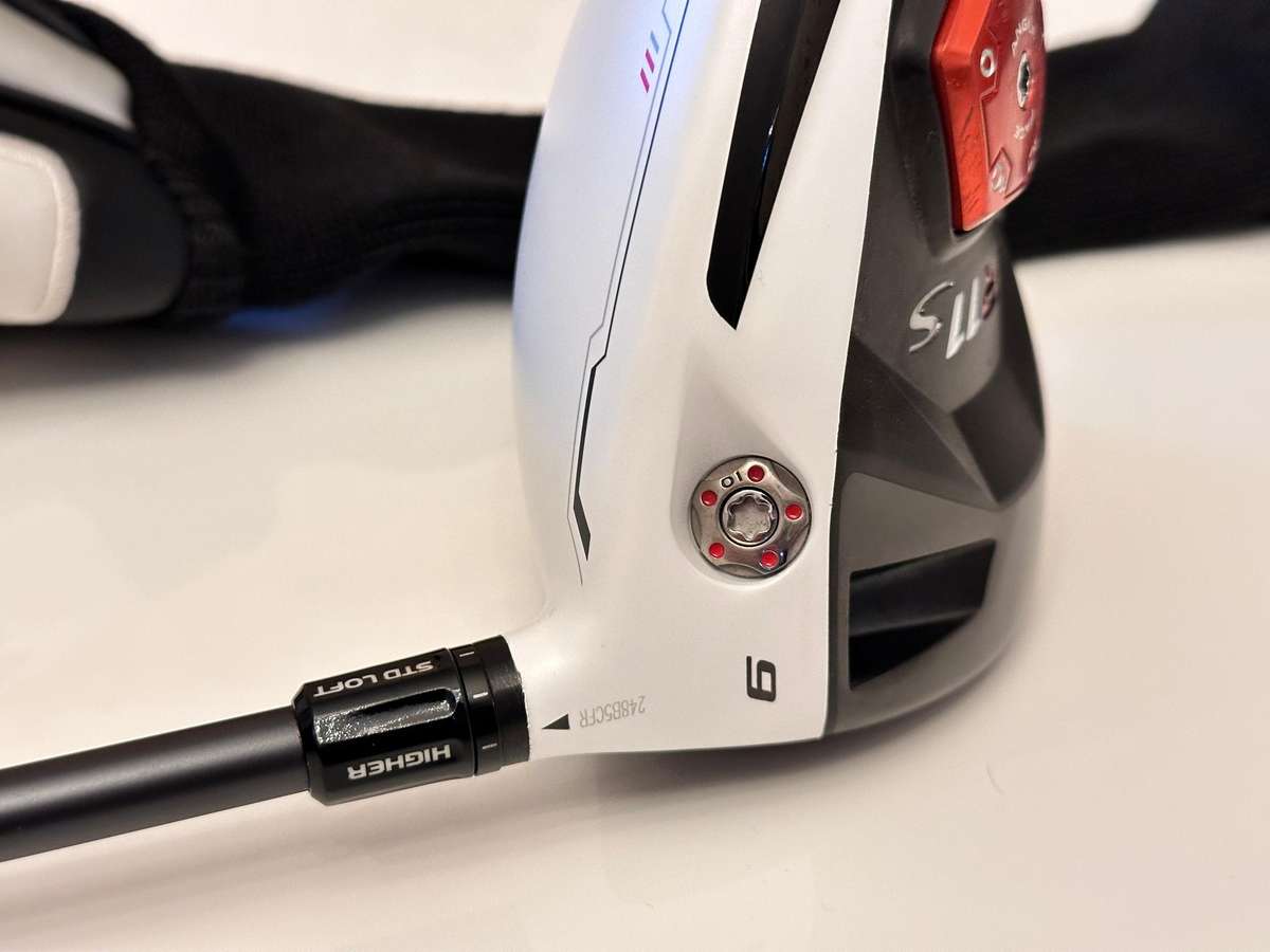 TaylorMade R11 S Driver with Headcover