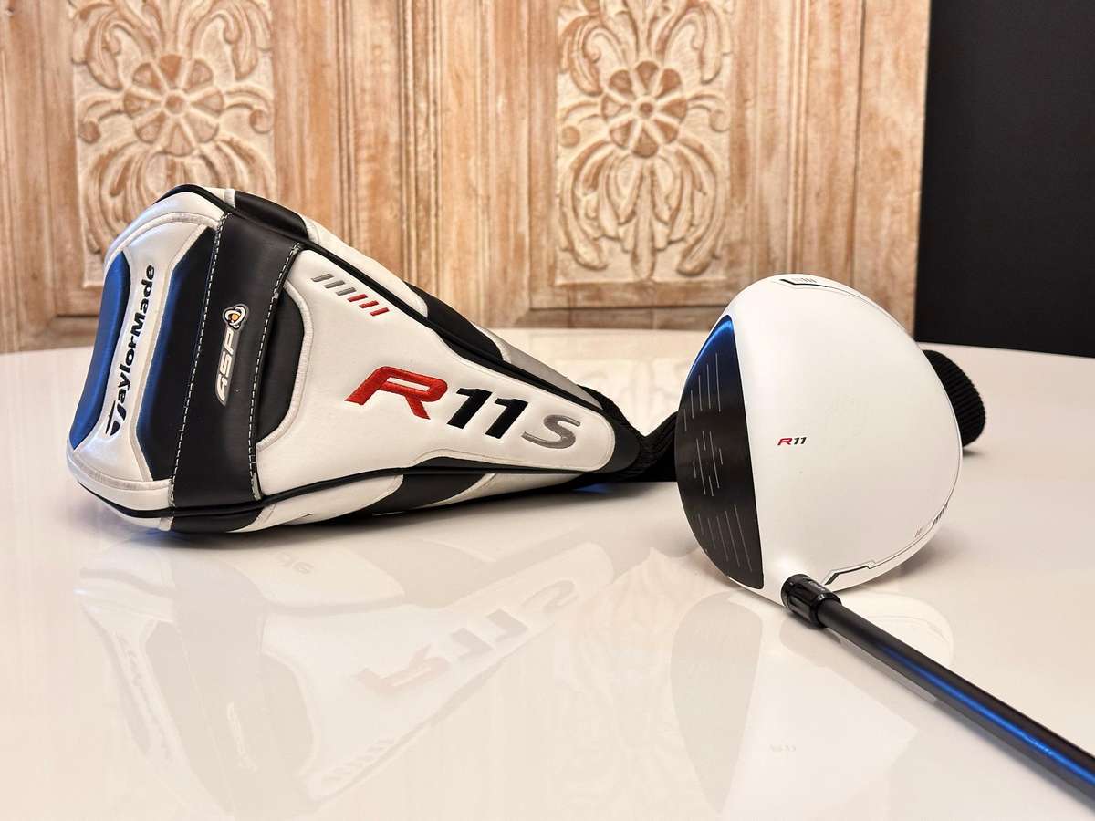 TaylorMade R11 S Driver with Headcover