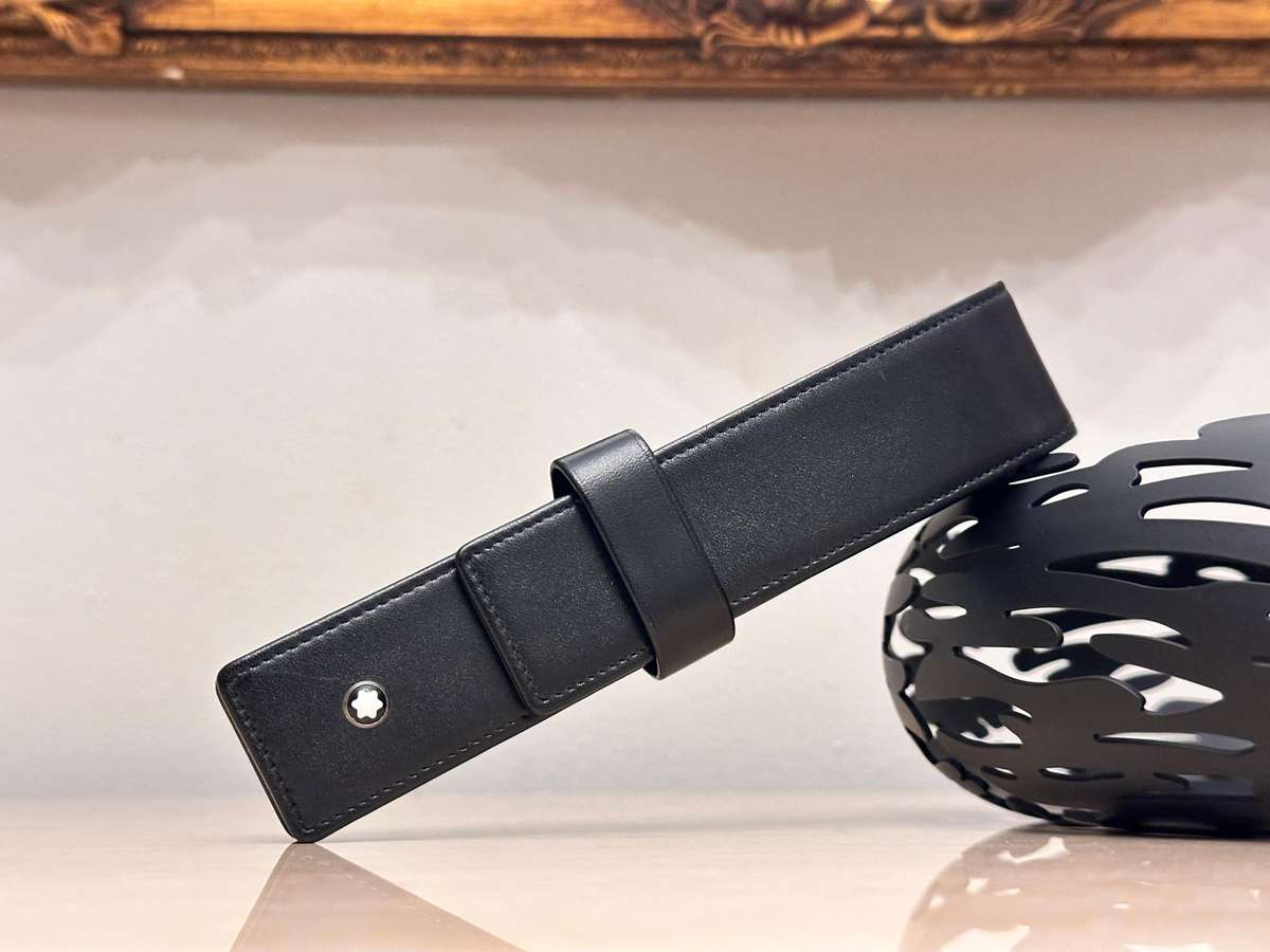 Montblanc Luxury Leather Pen Case