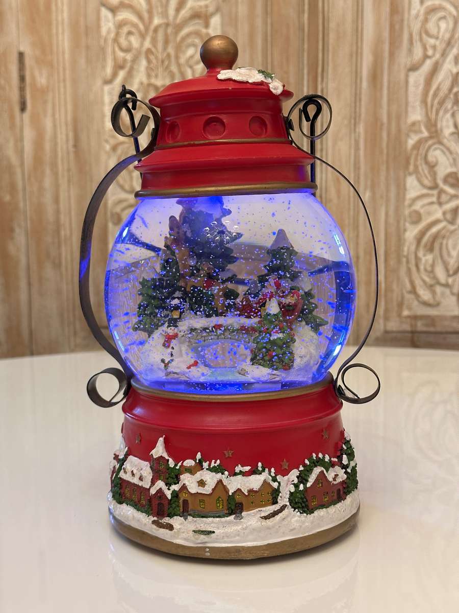 Exquisite Light up Musical Large SNOW GLOBE