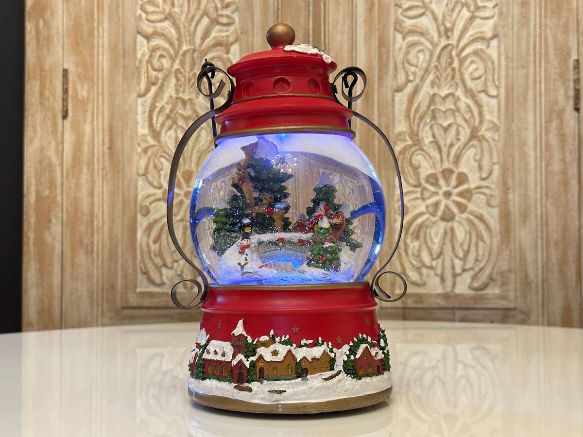 Exquisite Light up Musical Large SNOW GLOBE