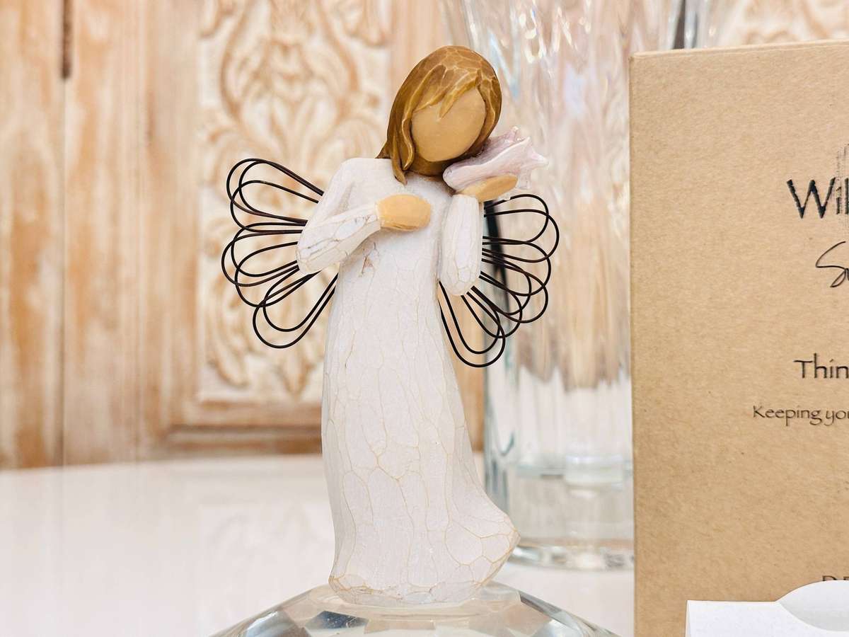 Exquisite Willow Tree Collectable Angel with Original Box