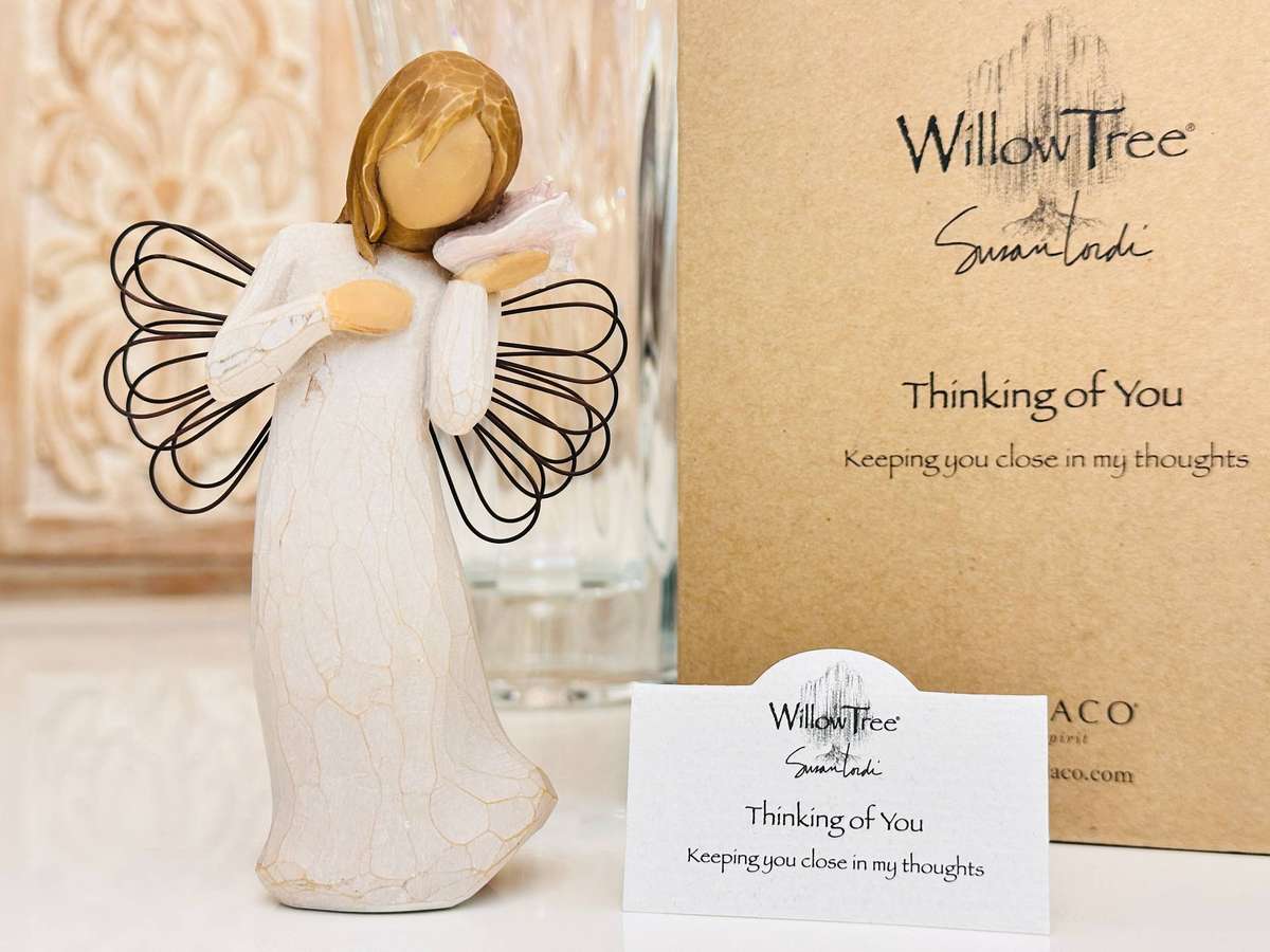 Exquisite Willow Tree Collectable Angel with Original Box