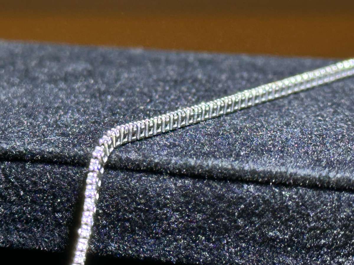 9CT White Gold with 1 Carat Natural Diamonds Tennis Bracelet