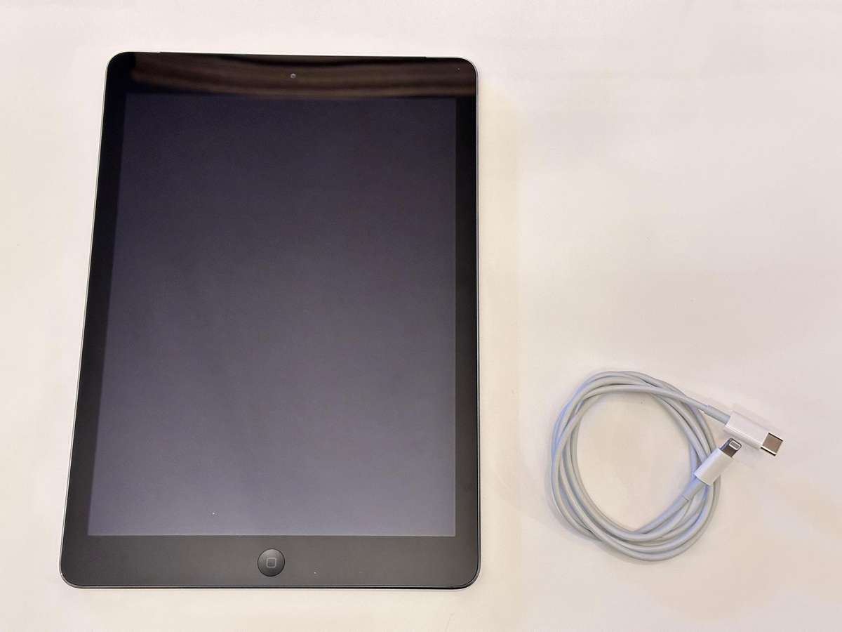 Apple IPad Air Wi-Fi-Cellular 64GB