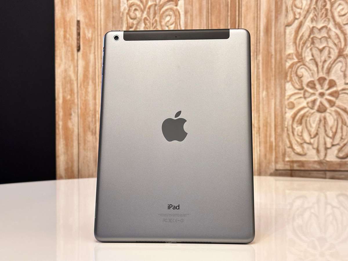 Apple IPad Air Wi-Fi-Cellular 64GB