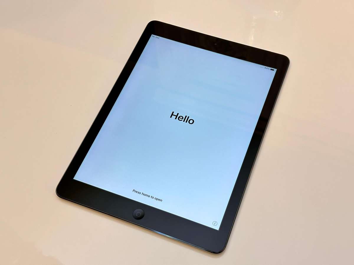 Apple IPad Air Wi-Fi-Cellular 64GB