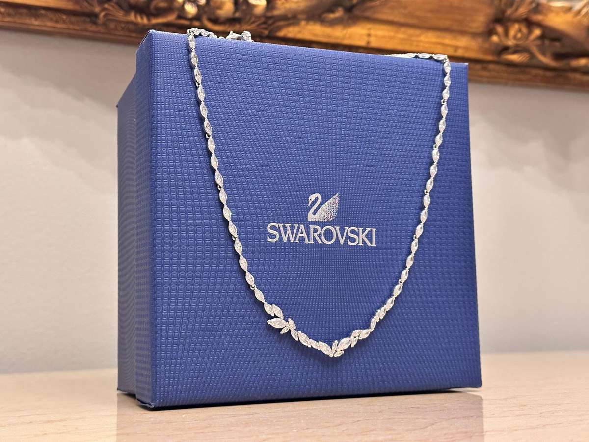 Swarovski Showstopper Necklace in Original Box