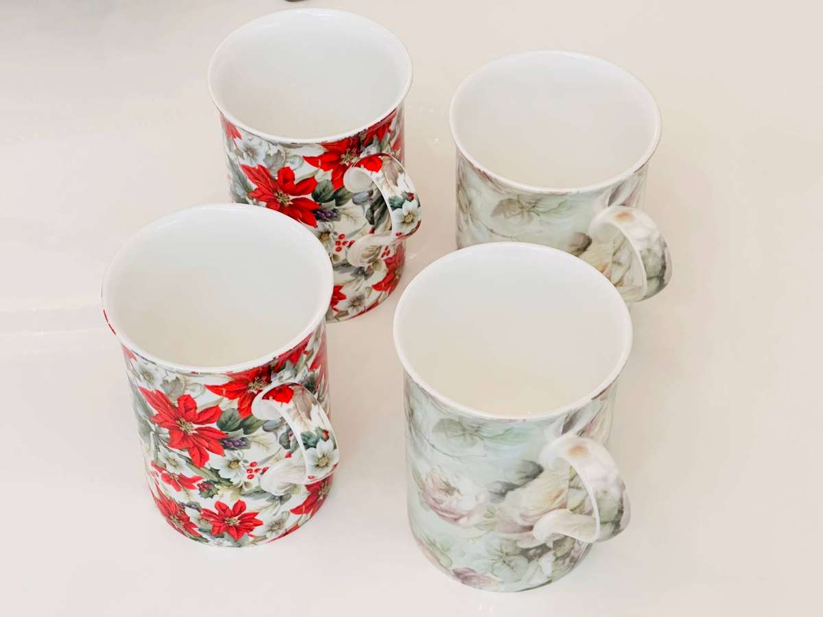 Maxwell Williams Vintage Fine Porcelain Mug Set