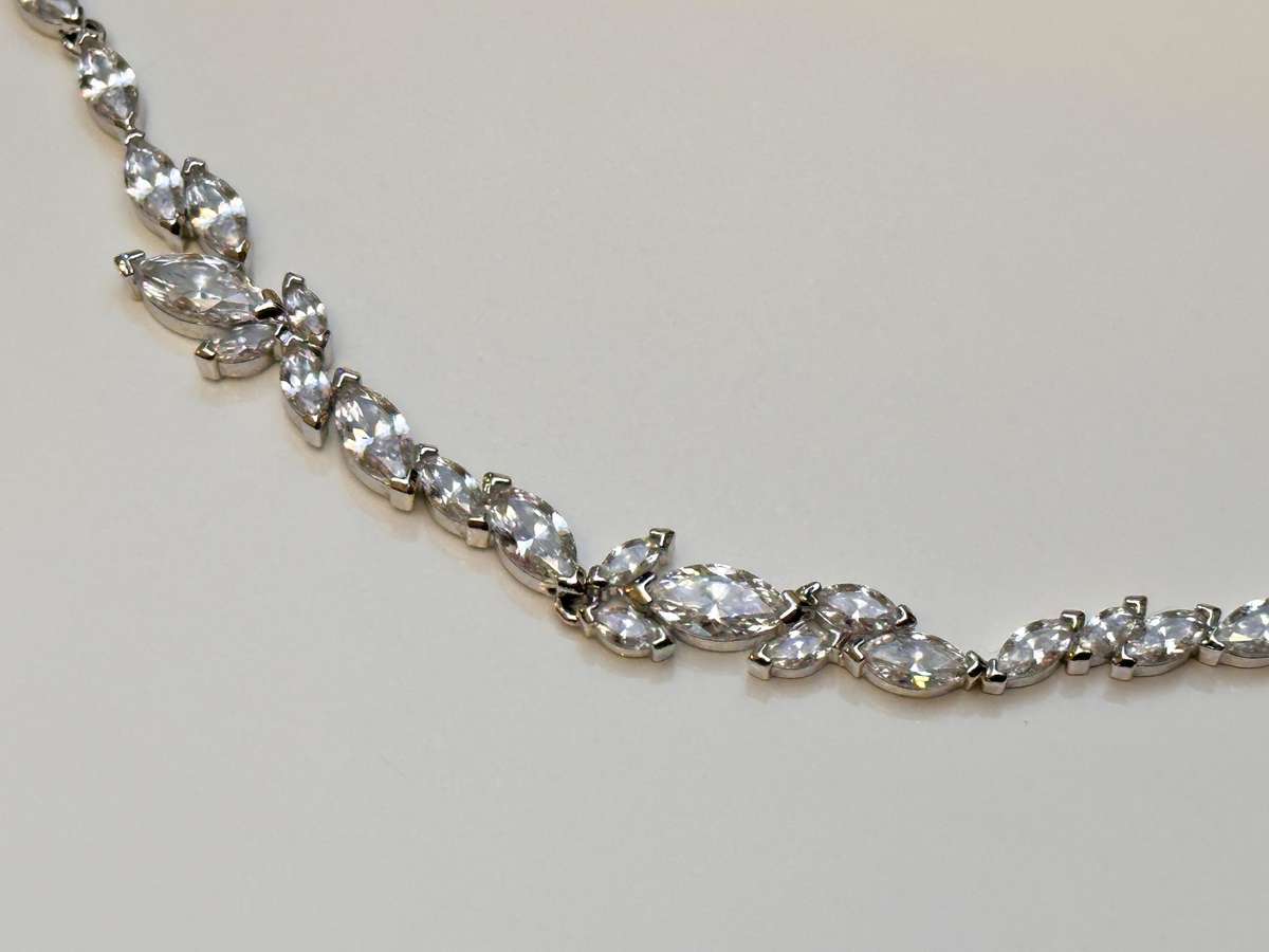 Swarovski Showstopper Necklace in Original Box