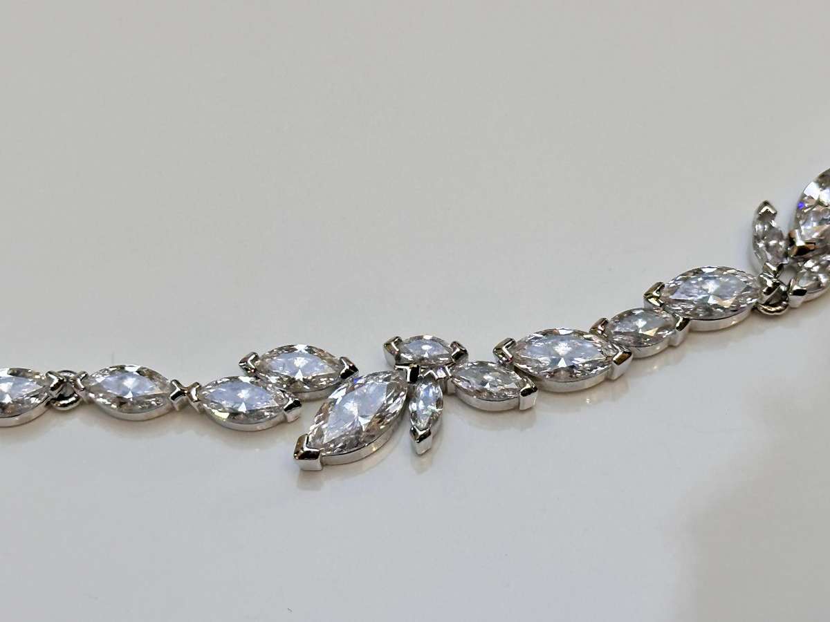 Swarovski Showstopper Necklace in Original Box