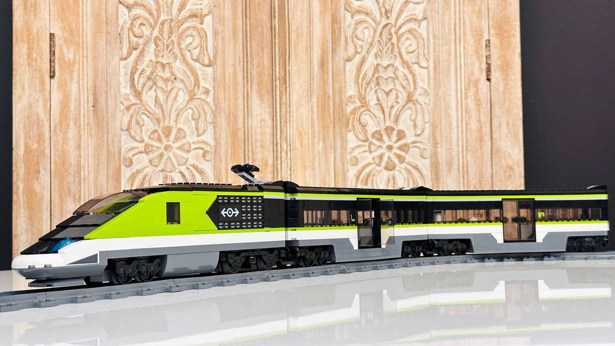 Lego Powered Up Large Passenger Train Set with Original Box