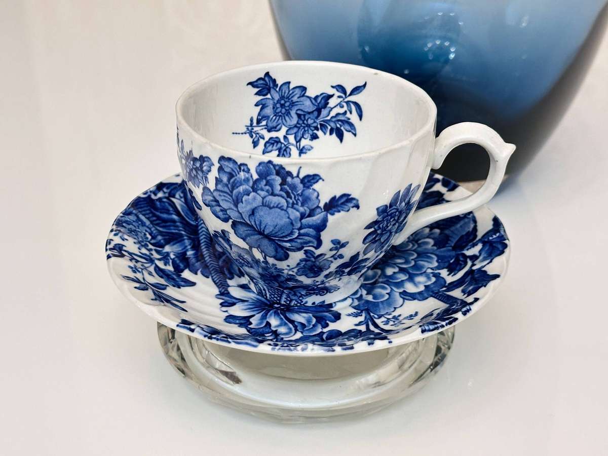 Exquisite Vintage Charlotte Burleign Royal Crownford Cup set