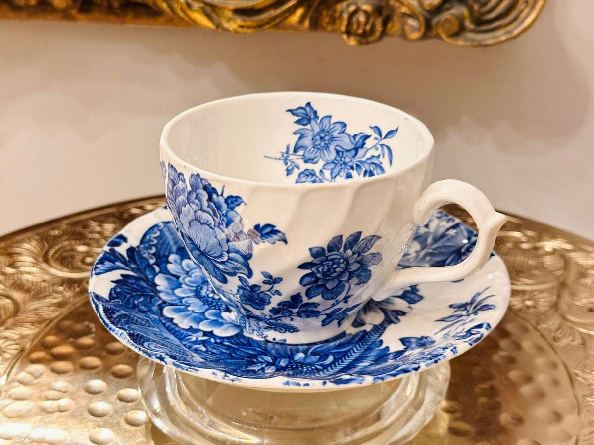 Exquisite Vintage Charlotte Burleign Royal Crownford Cup set