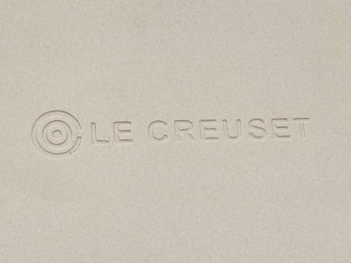 Le Creuset Signature Stoneware Roasting Serving Dish