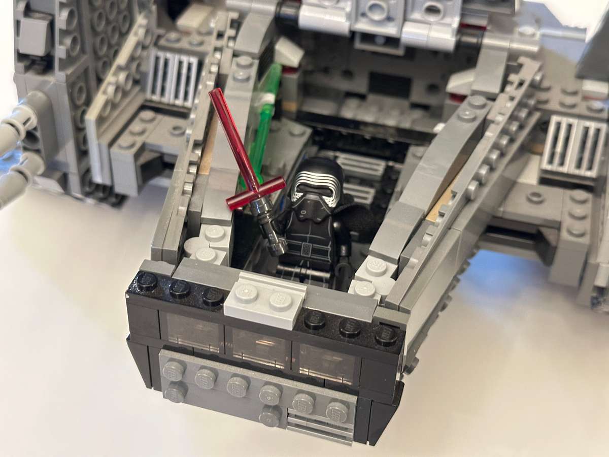 LEGO STAR WARS Kylo Rens Command Shuttle Collectable - LARGE