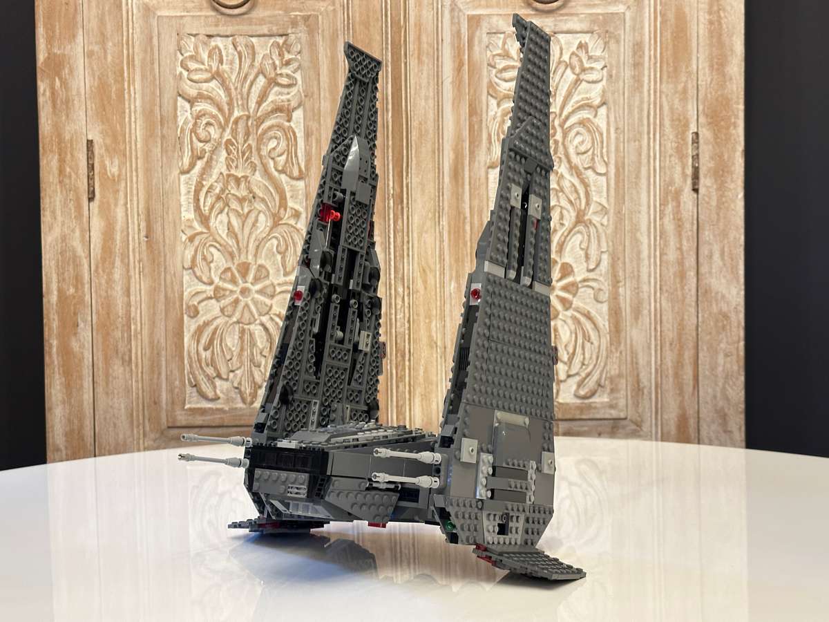 LEGO STAR WARS Kylo Rens Command Shuttle Collectable - LARGE