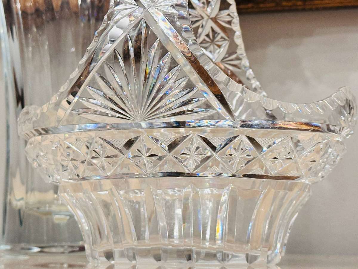 Exquisite Vintage Large Crystal Statement Piece