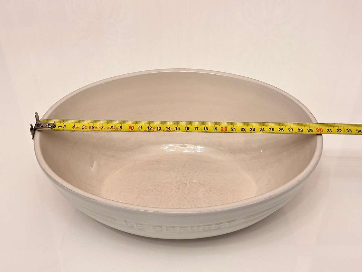 Le Creuset Stoneware Large Oval Bowl