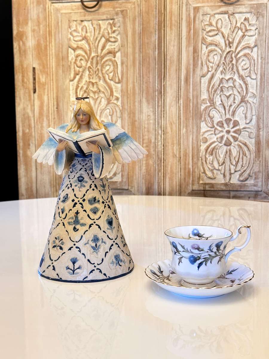 JIM SHORE Collectable Angel - Large