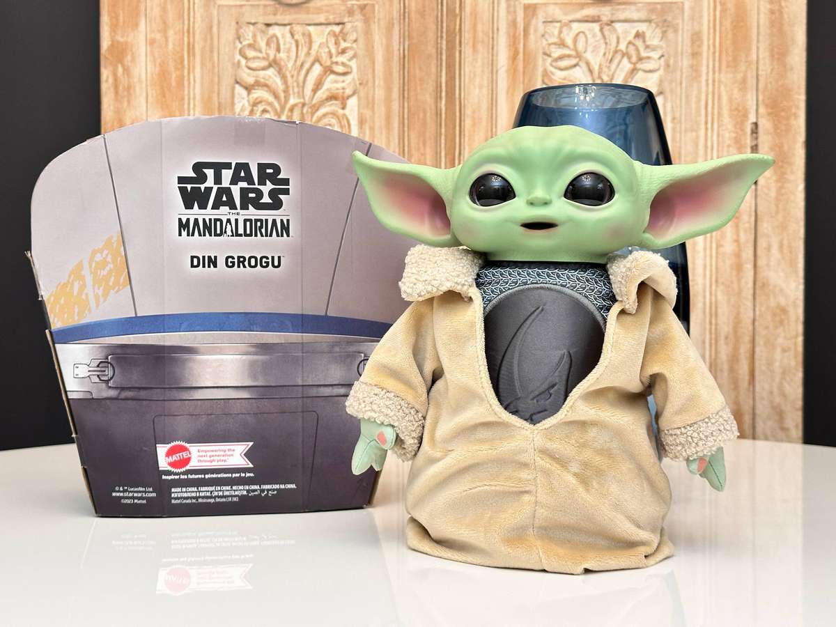Star Wars The Mandalorian Din Grogu Life Size Collectable with Original Box