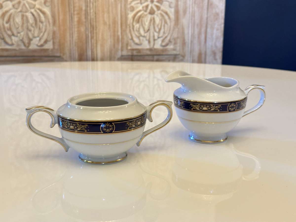 Exquisite ROYAL AVON Impero Blue Sugar & Creamer Set