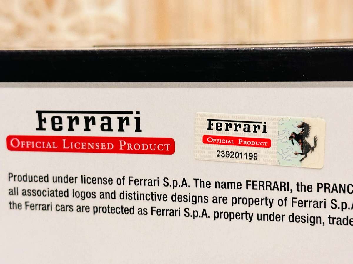 FERRARI 488 GTB 1:18 Model Collectable in Original Box