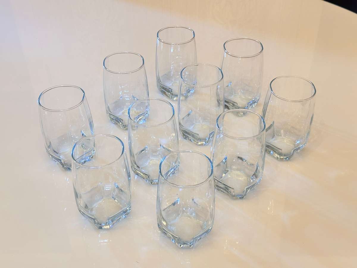 Drinkware Glass Set