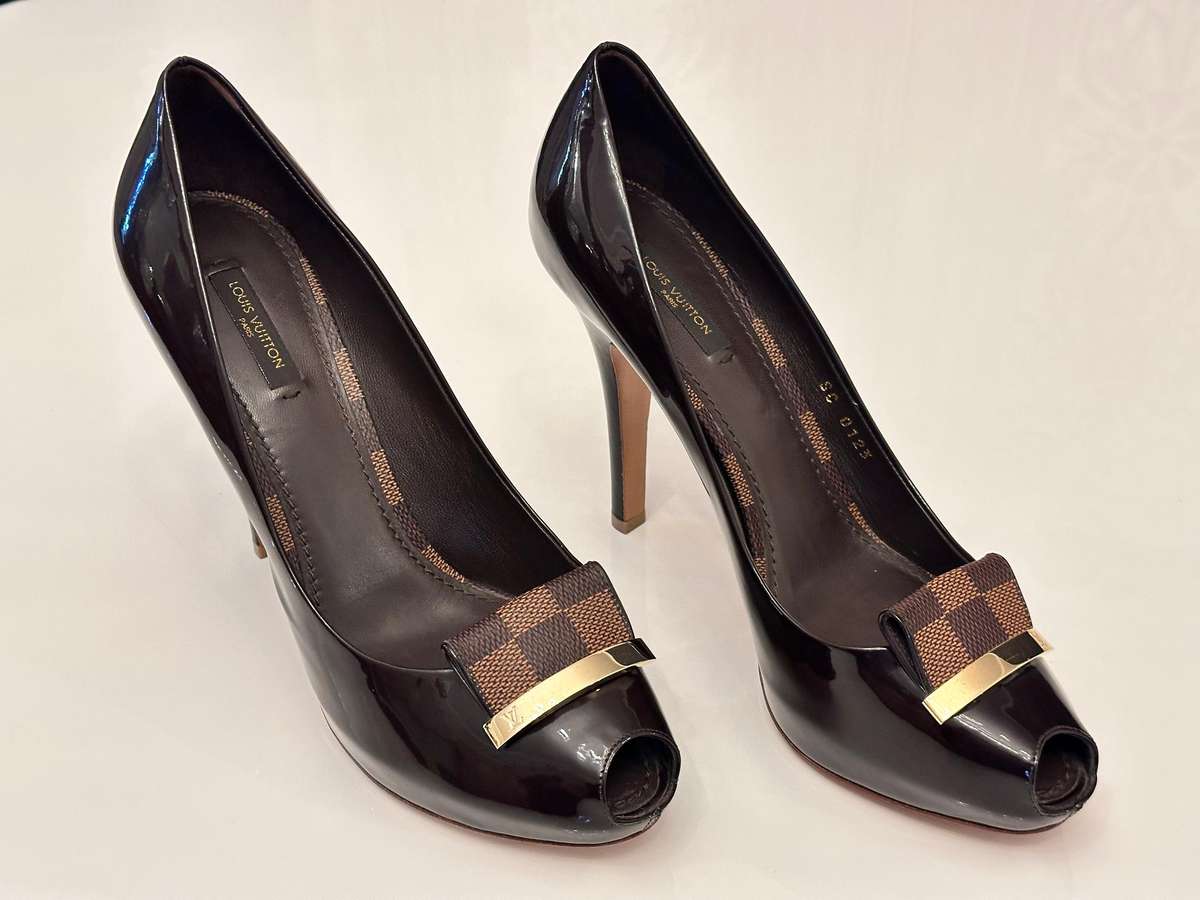 Louis Vuitton Damier Collection High Heel Shoes with Original Bag