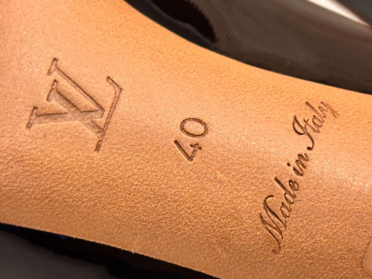 Louis Vuitton Damier Collection High Heel Shoes with Original Bag