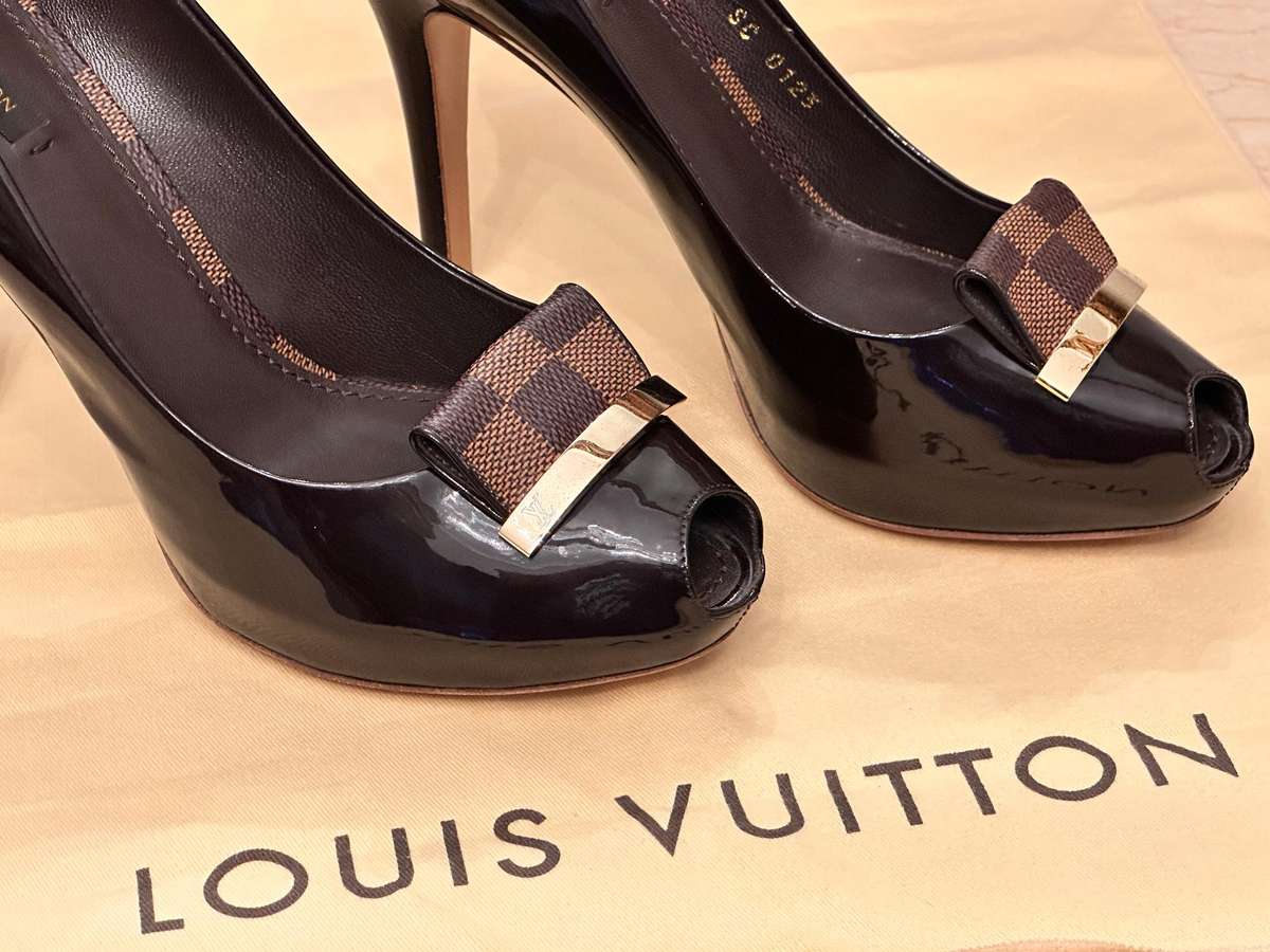 Louis Vuitton Damier Collection High Heel Shoes with Original Bag