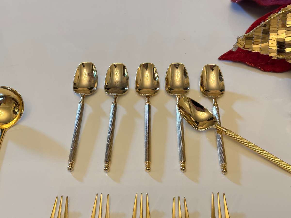 EETRITE Royal Albert Heirloom Cake Lifter / Sugar Spoon with Tea Spoon & Cake Fork Set