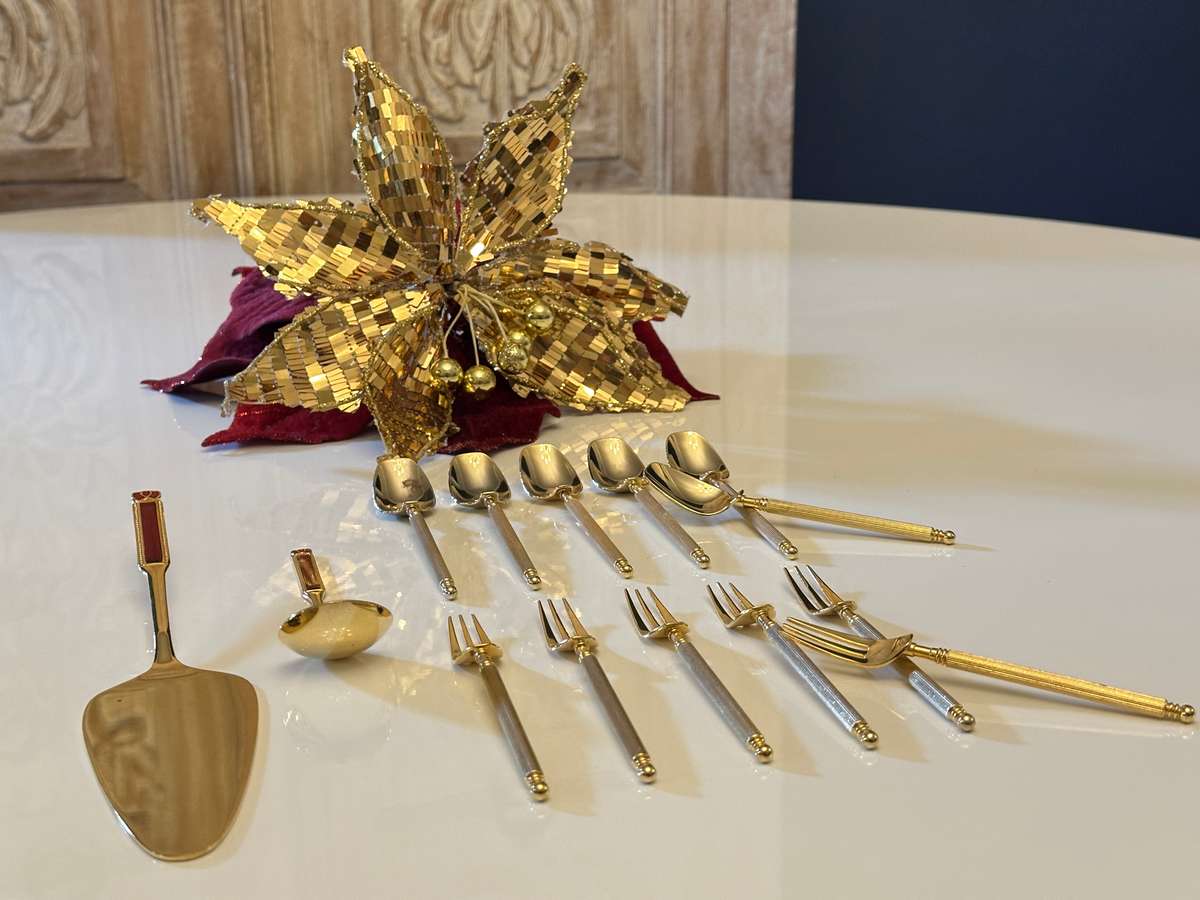 EETRITE Royal Albert Heirloom Cake Lifter / Sugar Spoon with Tea Spoon & Cake Fork Set