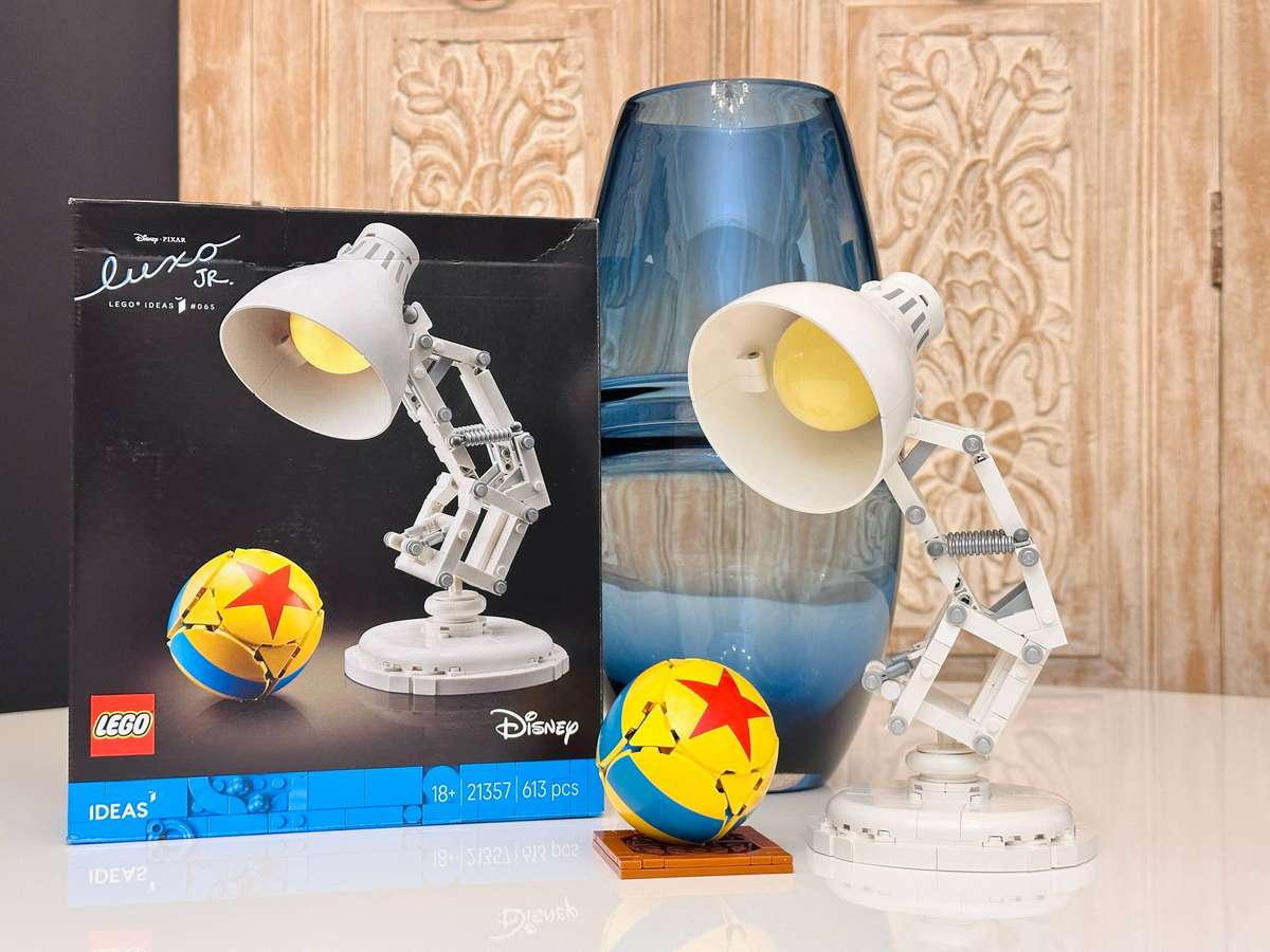Lego Iconic Disney Pixar Luxo Jr Collectable Set with Original Box