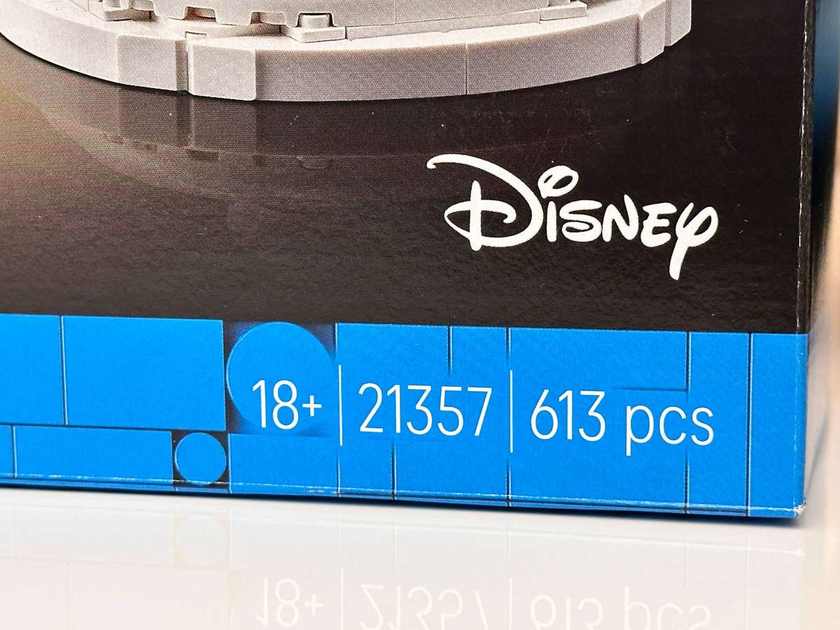 Lego Iconic Disney Pixar Luxo Jr Collectable Set with Original Box