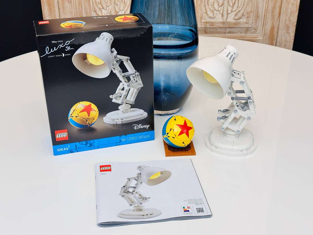 Lego Iconic Disney Pixar Luxo Jr Collectable Set with Original Box