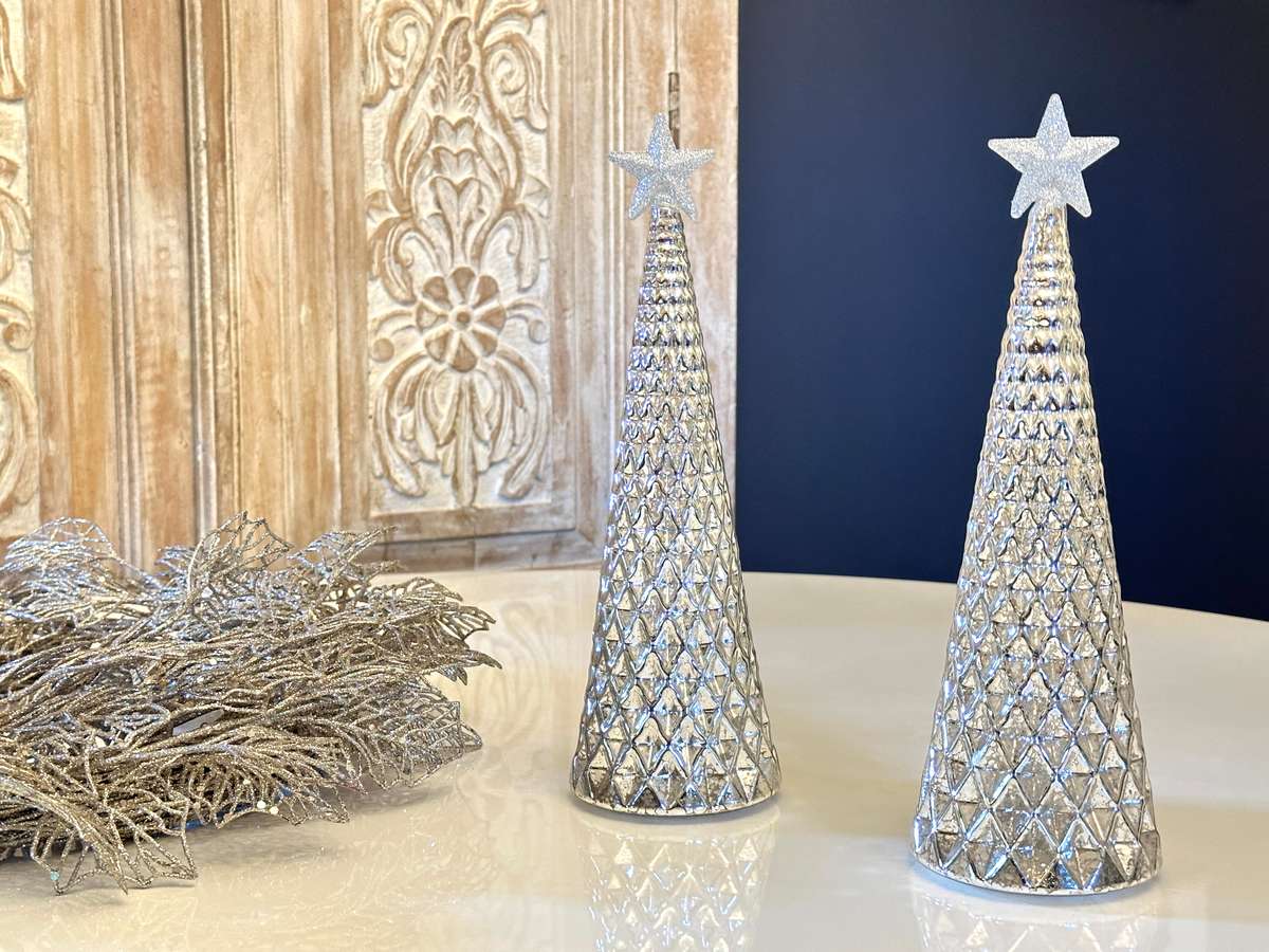 Beautiful Glass Light up CHRISTMAS TREE Set