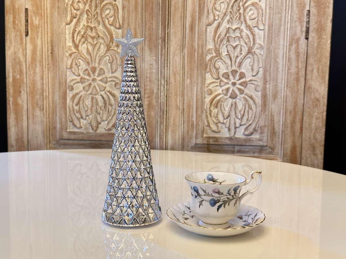 Beautiful Glass Light up CHRISTMAS TREE Set