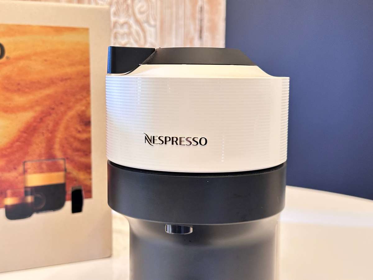 NESPRESSO Vertuo Coffee Machine - Immaculate