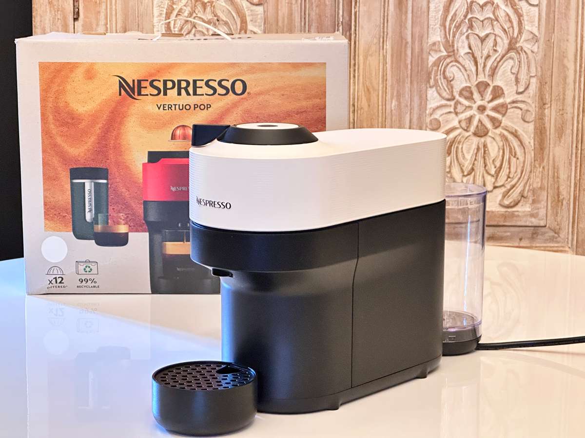 NESPRESSO Vertuo Coffee Machine - Immaculate