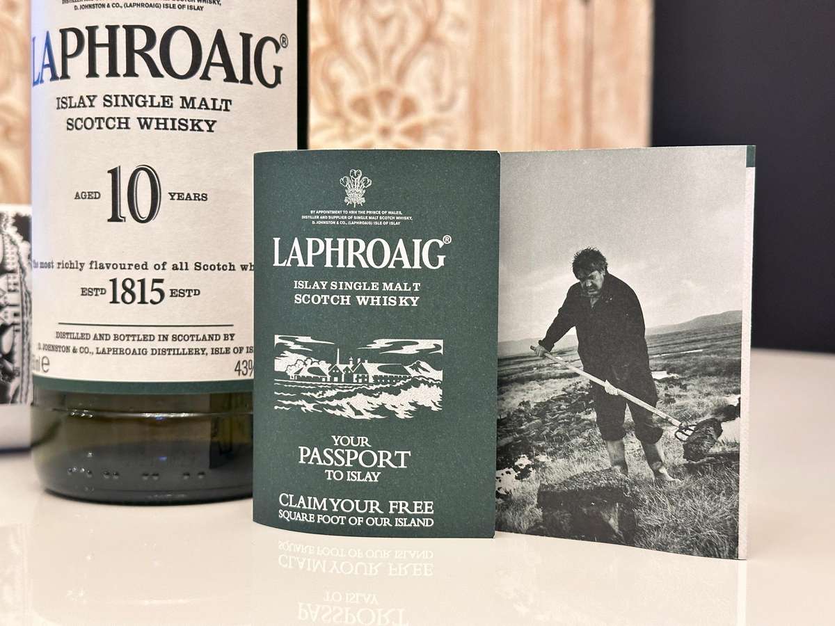 Laphroaig 10 Year Old Single Malt Whisky in Box