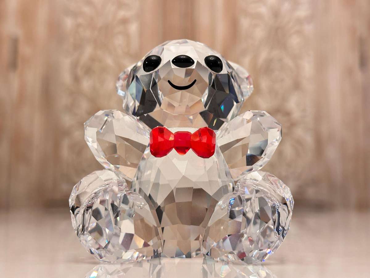 Swarovski Exquisite Large Retired 25th Anniversary Collectable