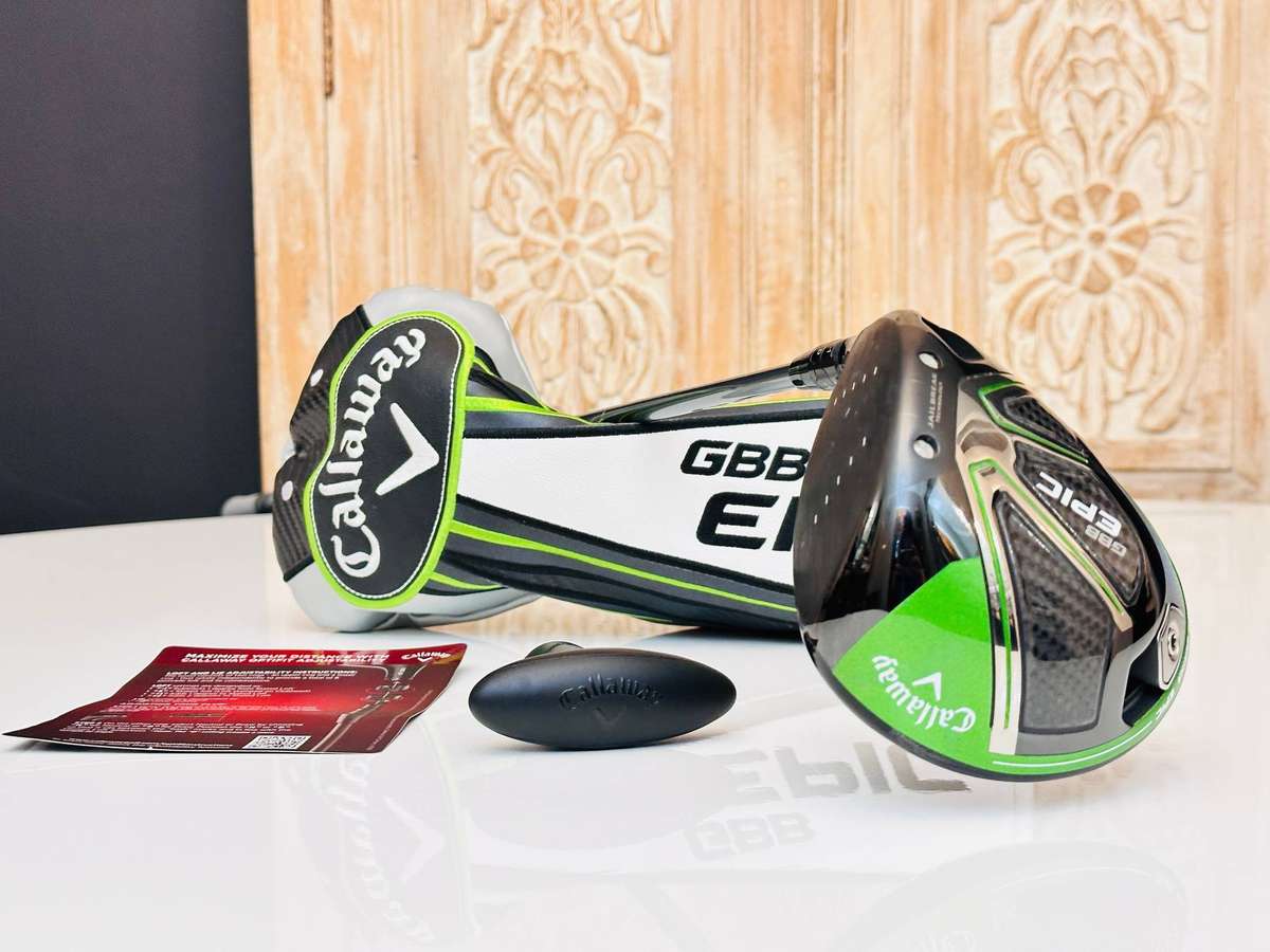 Callaway Exclusive GBB Epic Carbon Fiber Adjustable Driver with Head cover
