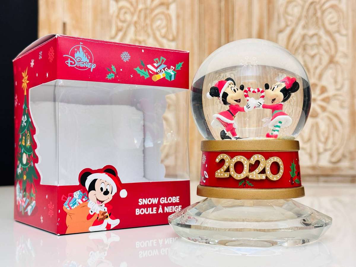 Disney Limited Edition 2020 Collectable Snow Globe