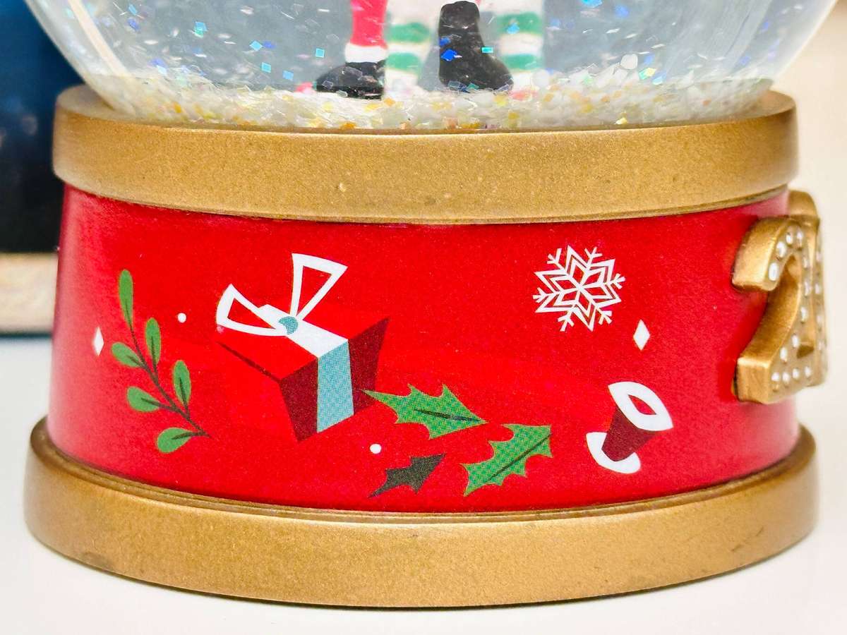 Disney Limited Edition 2020 Collectable Snow Globe