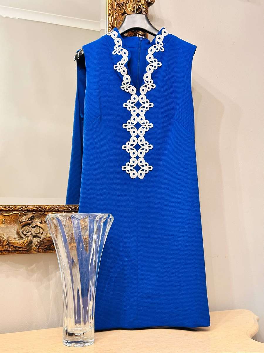 Jessica Howard Signature Collection Statement Dress