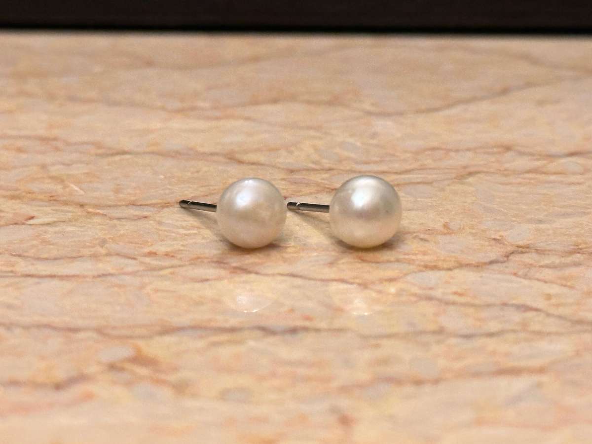 Exquisite Vintage Pearl Earrings