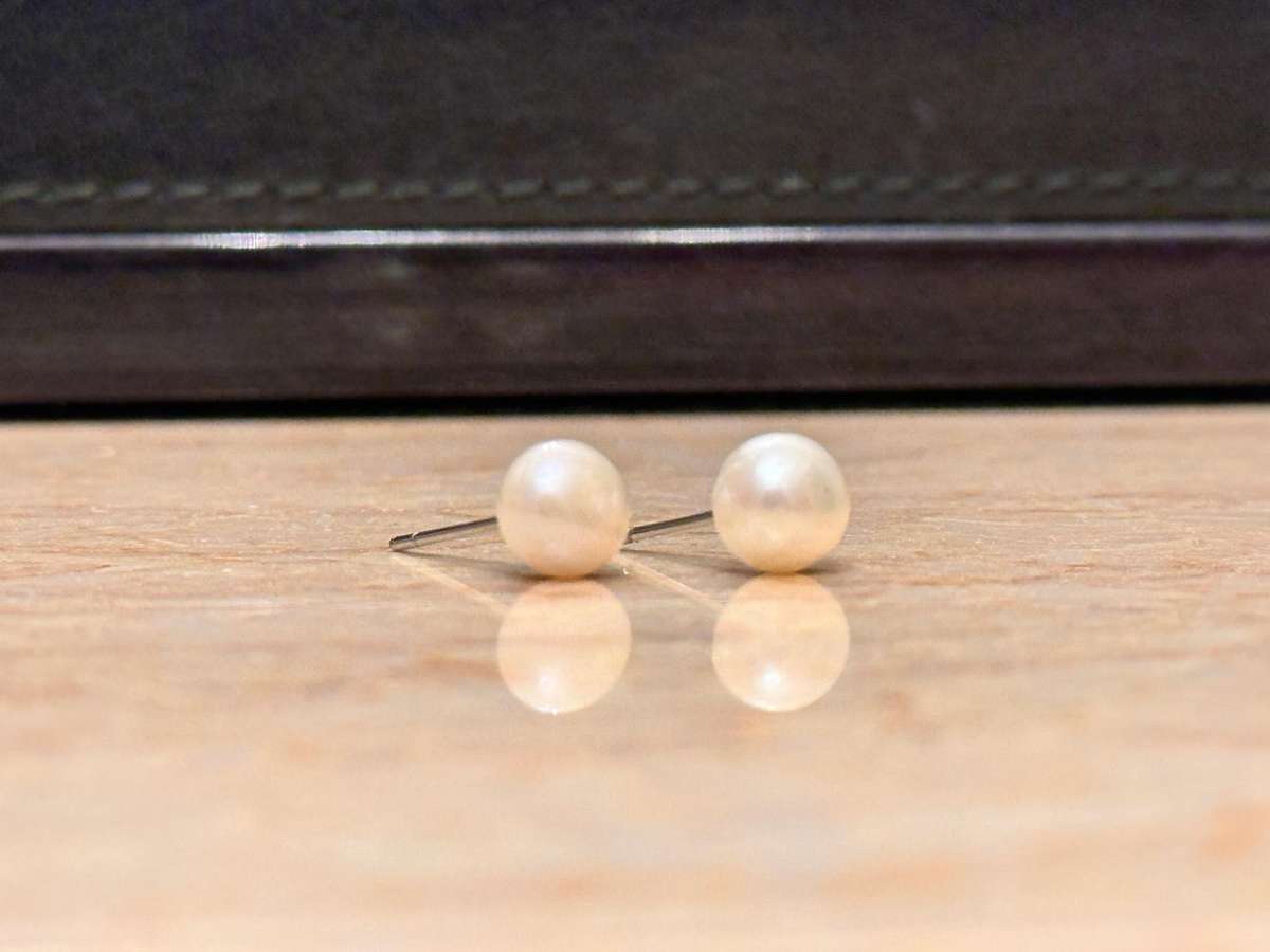 Exquisite Vintage Pearl Earrings