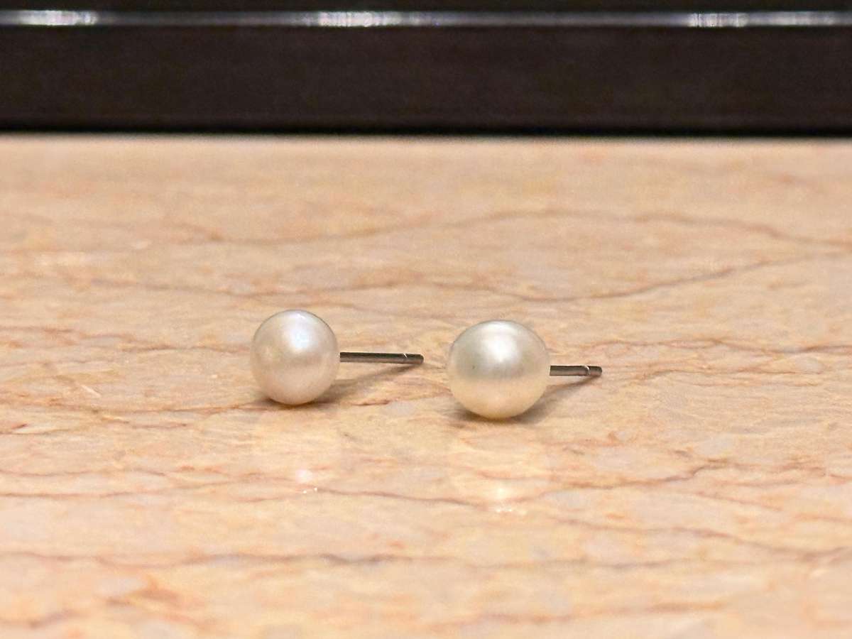 Exquisite Vintage Pearl Earrings